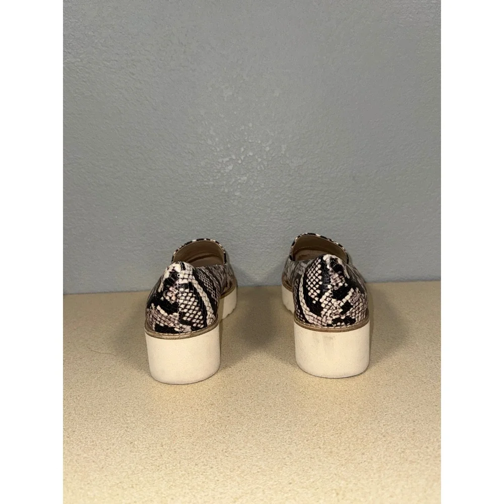 Vince Camuto Women's‎ Snake Print Platform Loafers Shoes Size 7.5 M